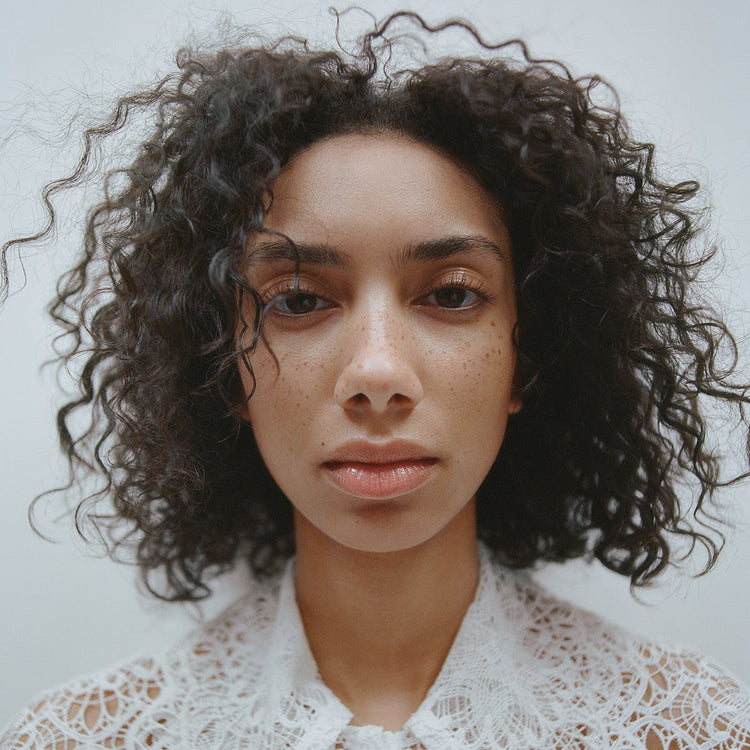 How Seasonal Allergies Affect Hair & Scalp Health